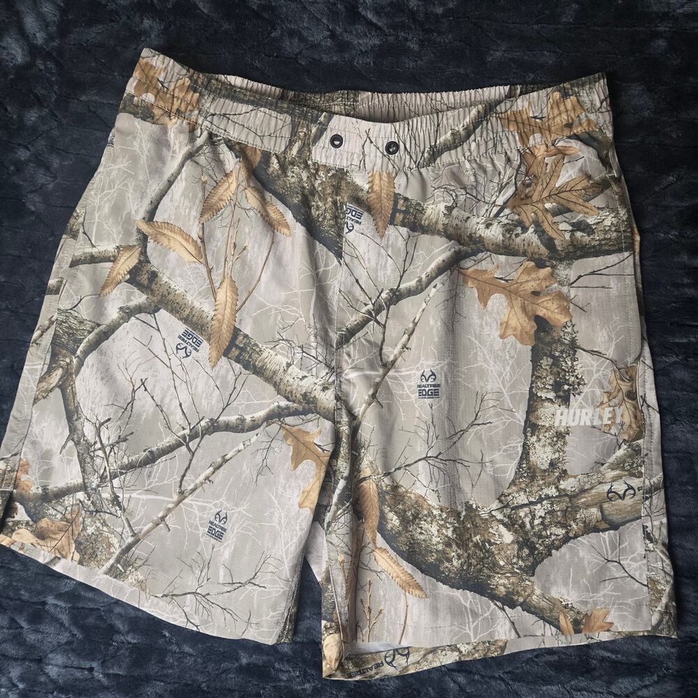 Hurley H2O-Dri Trek Stretch Shorts – Realtree Edge Camo [Apporx. Mens L]